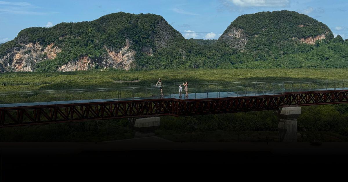 จุดชมวิว “เสม็ดนางชี” ที่ดีที่สุด Beyond Skywalk Nangshi